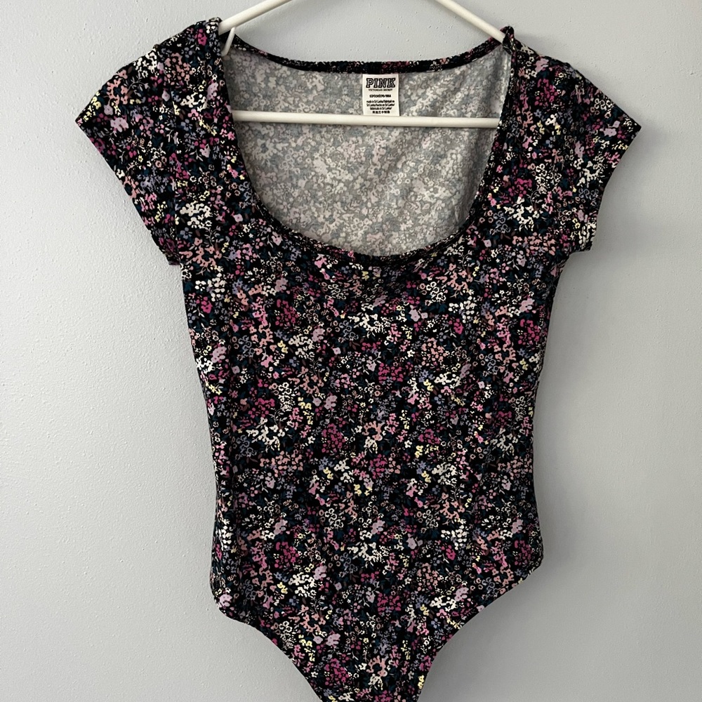 PINK onesie short sleeve. Size small
